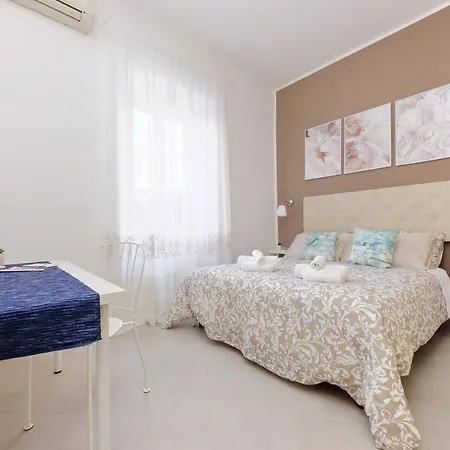 Vicino Ospedale Gemelli - Ampio E Confortevole Con Giardino Privato Lägenhet
