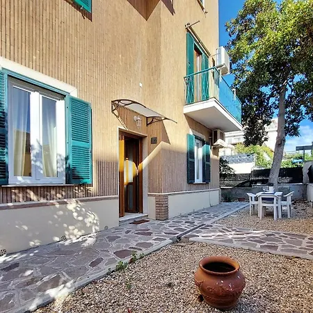 Apartamento Vicino Ospedale Gemelli - Ampio E Confortevole Con Giardino Privato Roma